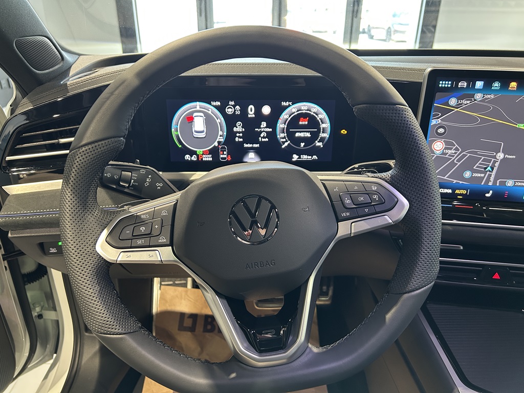 Volkswagen Passat JBY84C