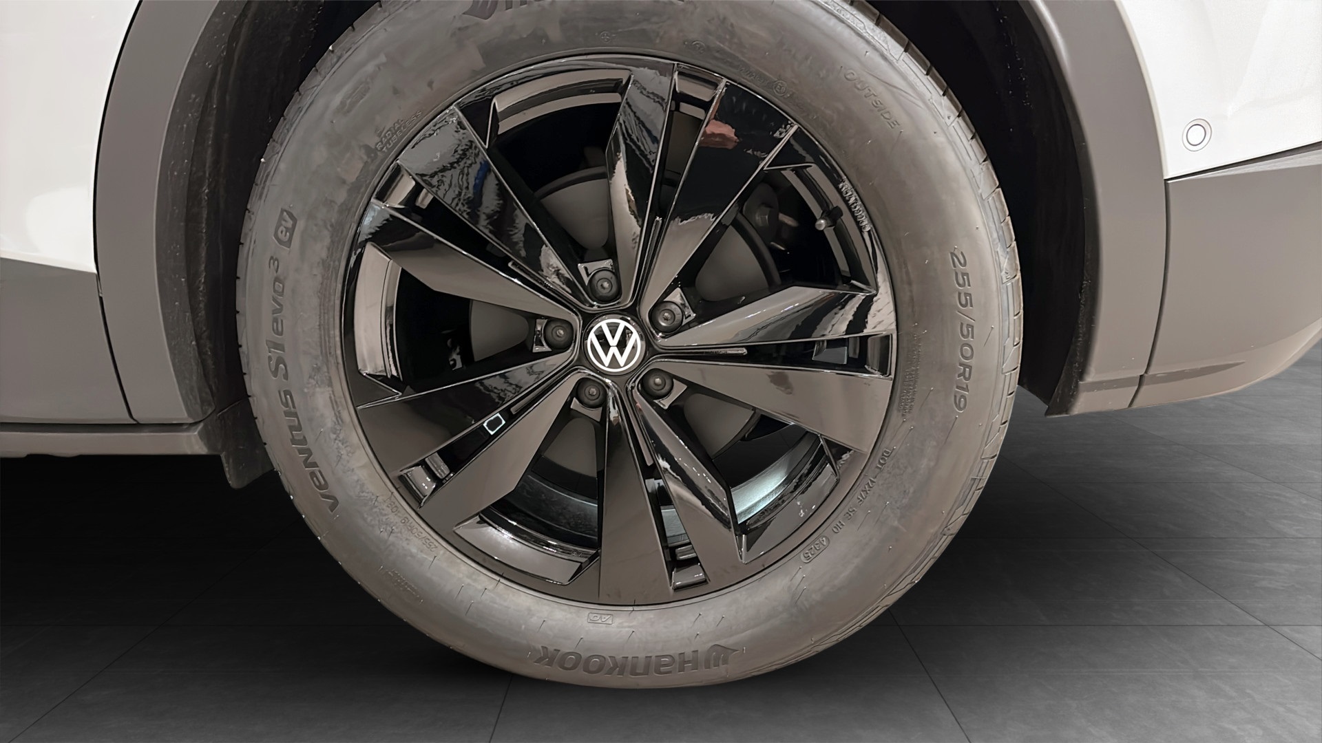 Volkswagen ID.4 JBZ47C