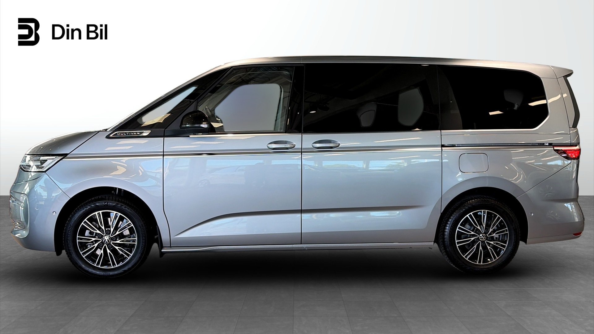 Volkswagen T7 Multivan JCA81T