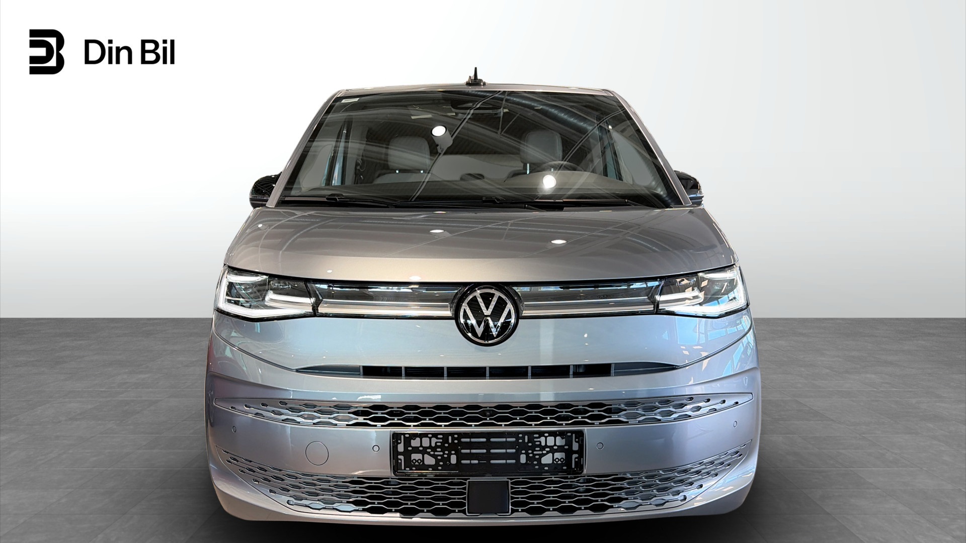 Volkswagen T7 Multivan JCA81T