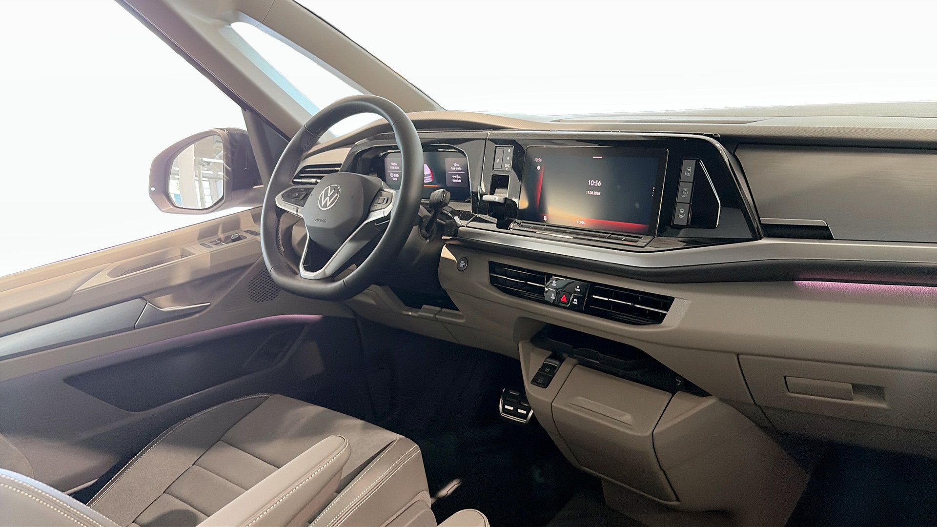 Volkswagen T7 Multivan JCA81T