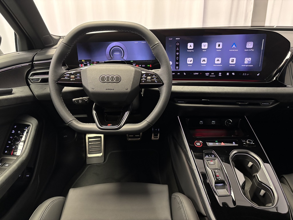 Audi A6 Avant JCB76B