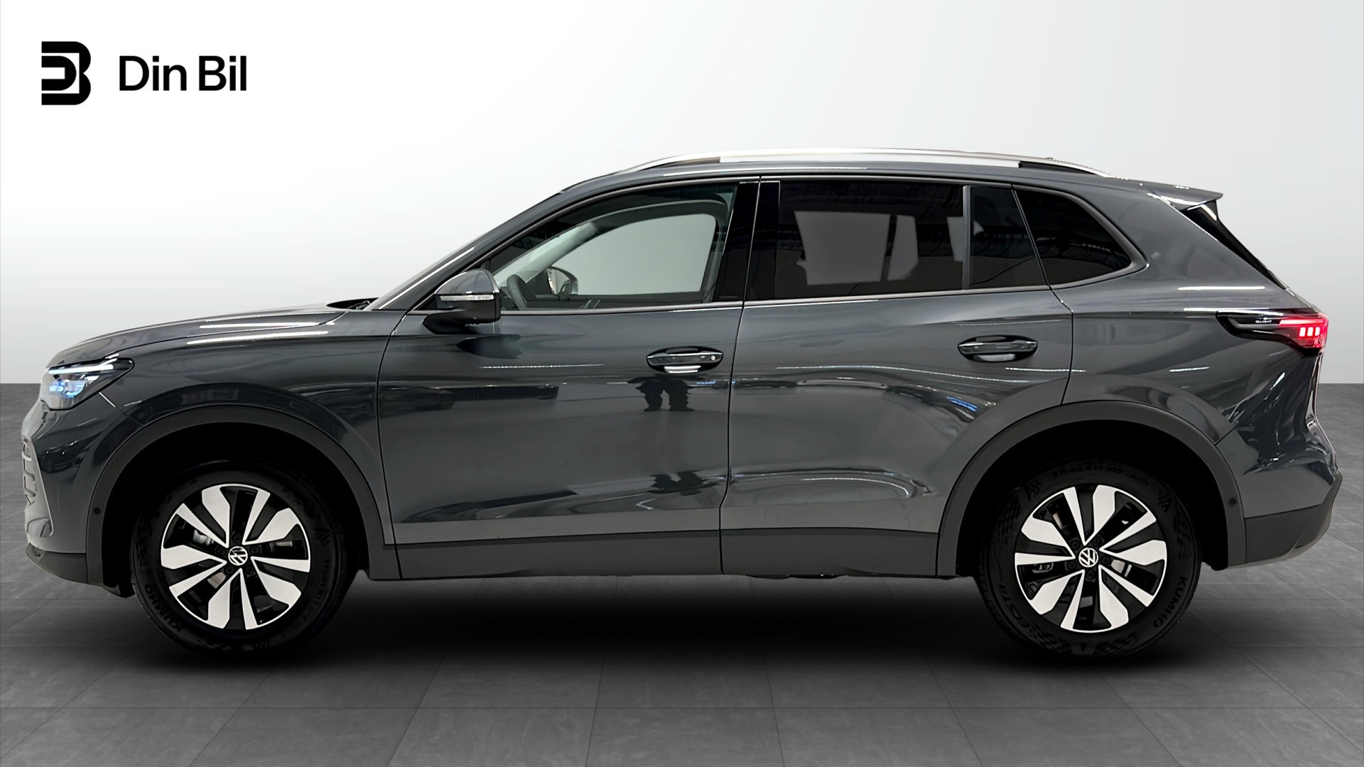 Volkswagen Tiguan JCB84L