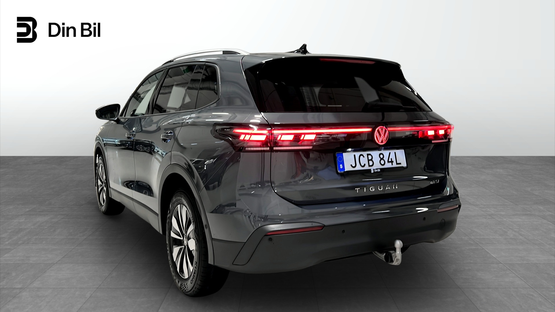 Volkswagen Tiguan JCB84L