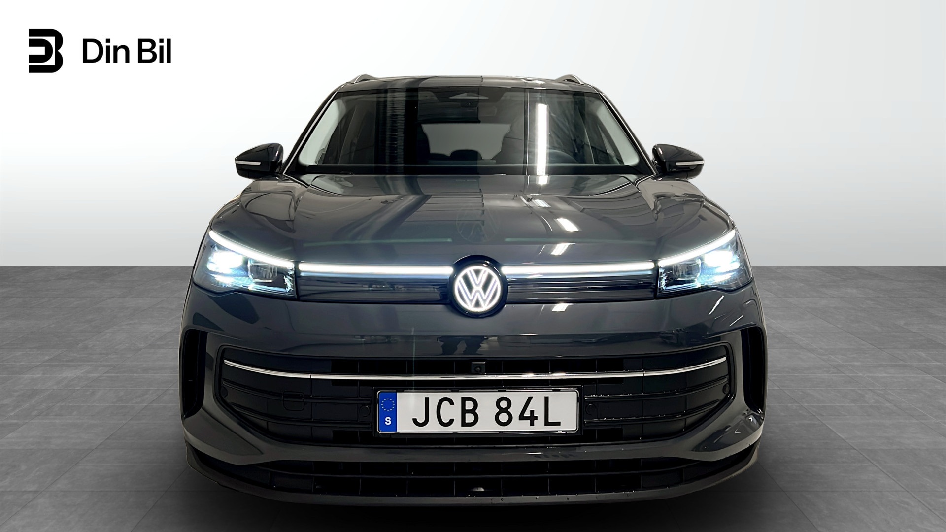 Volkswagen Tiguan JCB84L