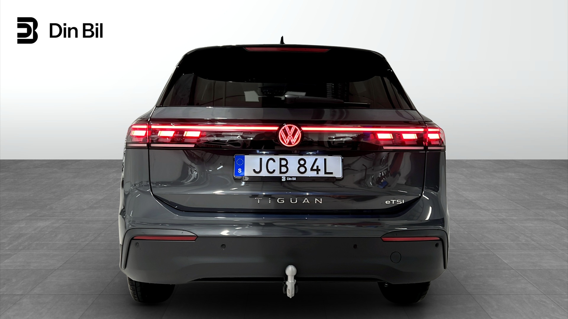 Volkswagen Tiguan JCB84L