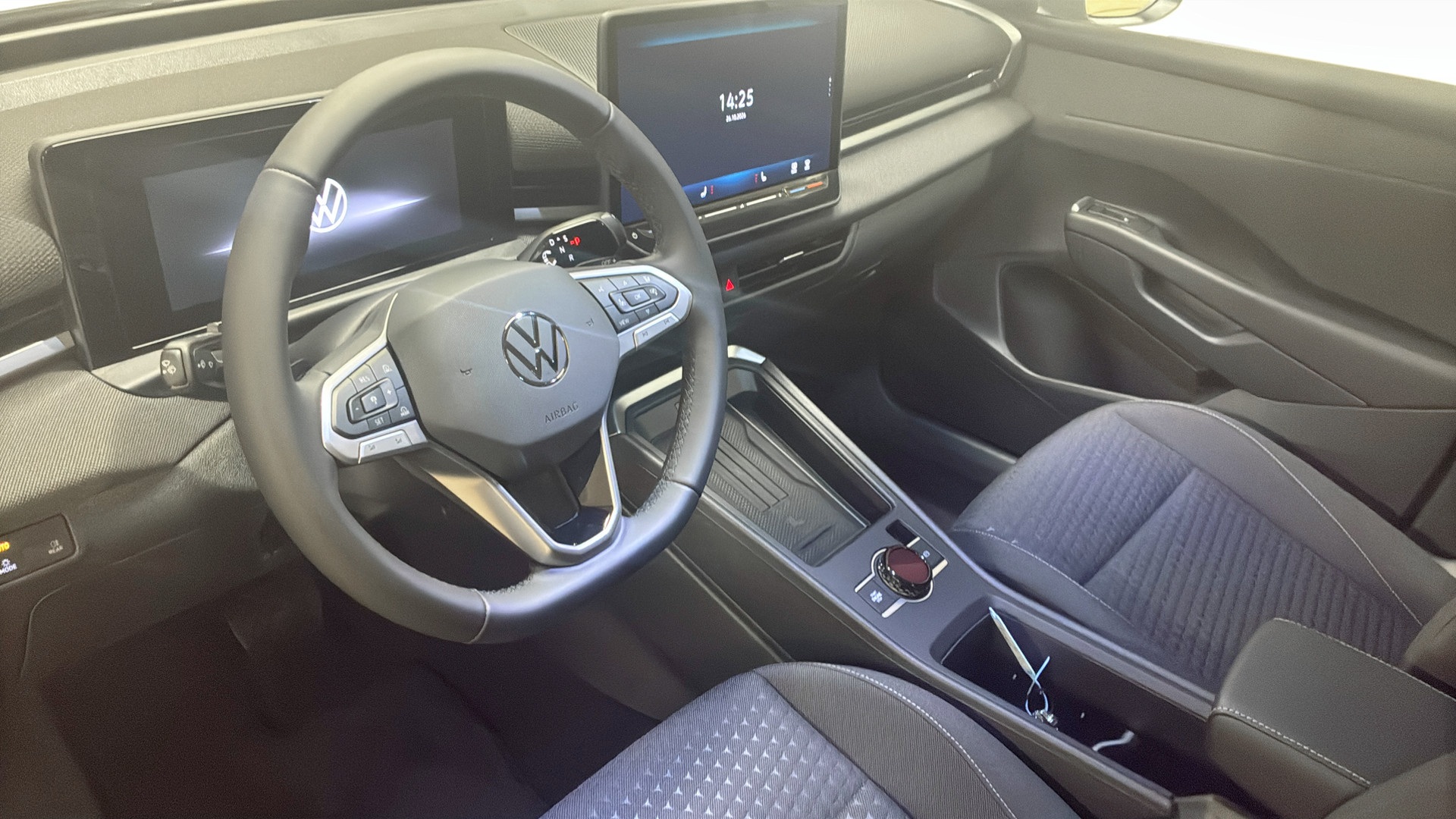 Volkswagen T-Roc JCC04N