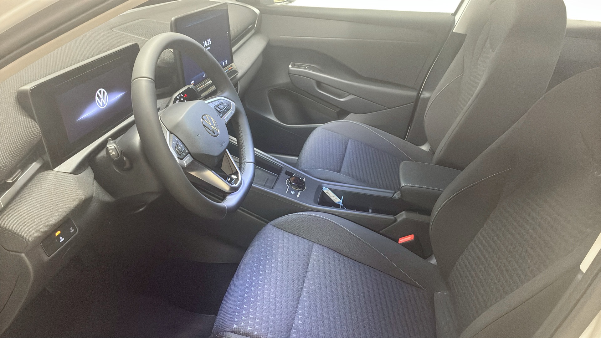 Volkswagen T-Roc JCC04N