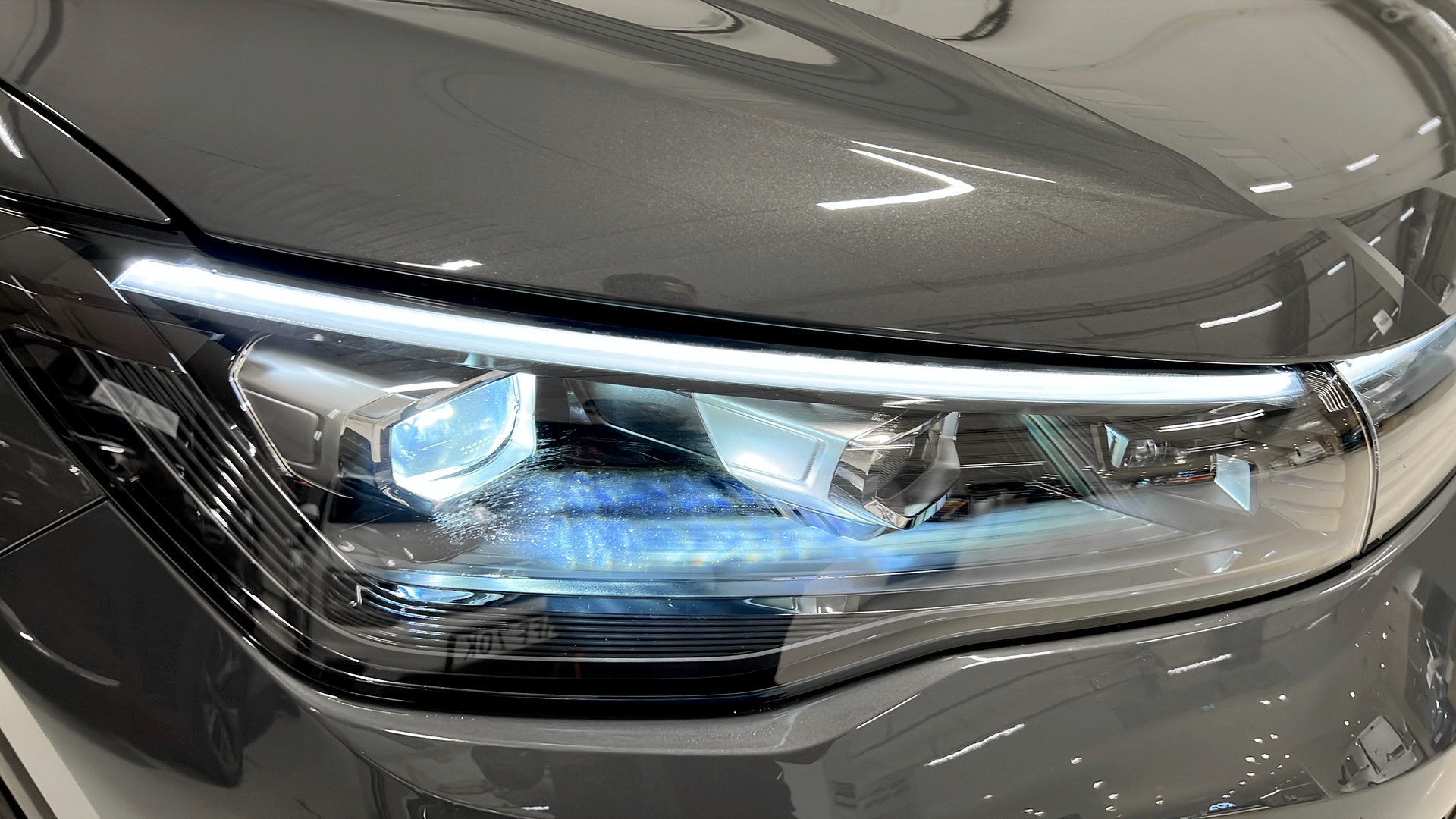 Volkswagen Tiguan JCC11E