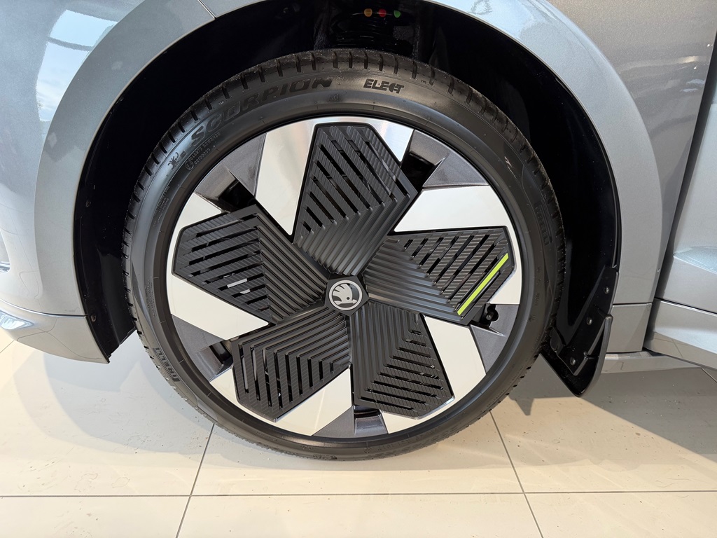 Skoda Enyaq JCD04B