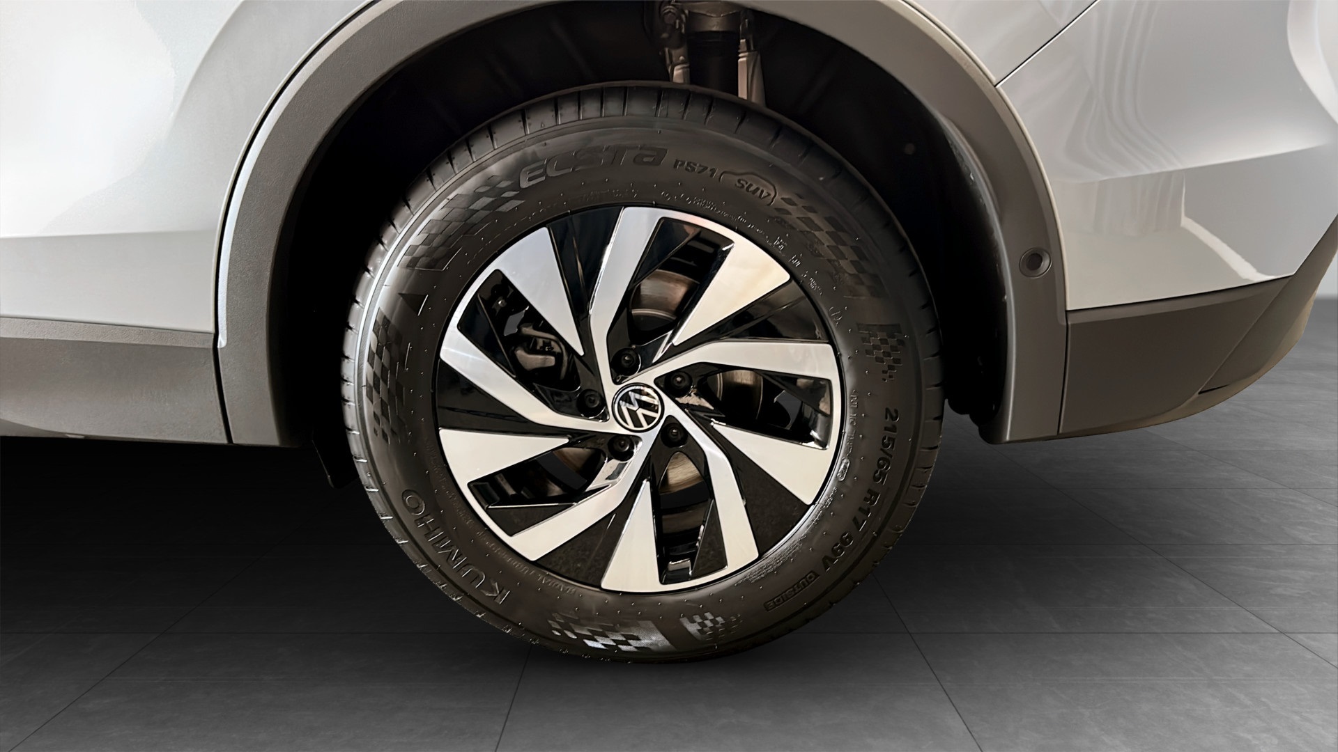 Volkswagen Tiguan JCD06H