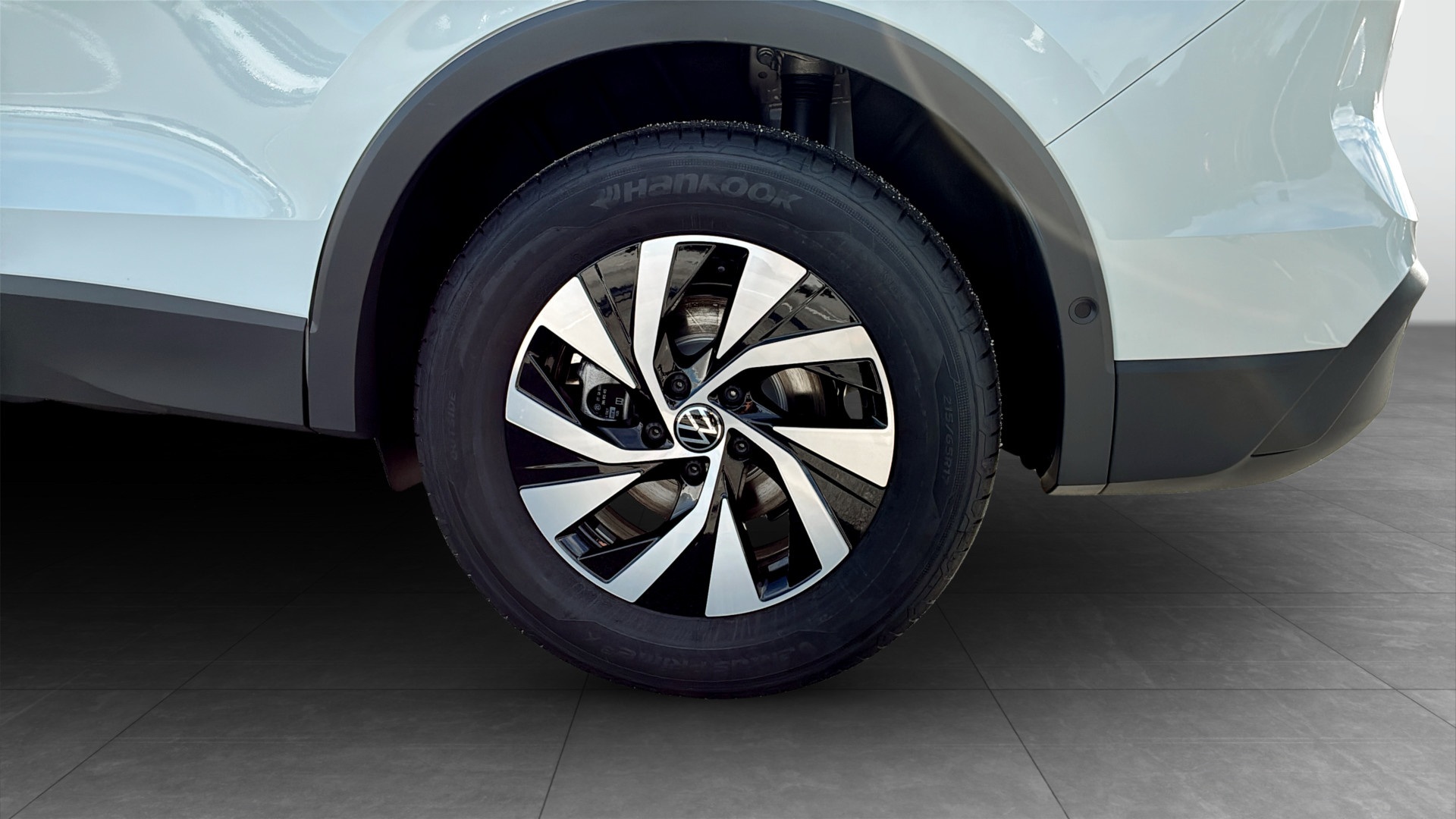 Volkswagen Tiguan JCD40G