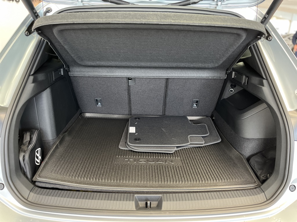 Volkswagen Tiguan JCD59U