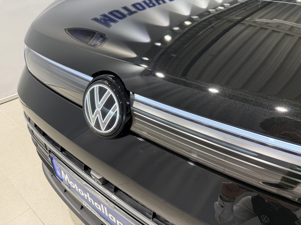 Volkswagen Tiguan JCD67Y