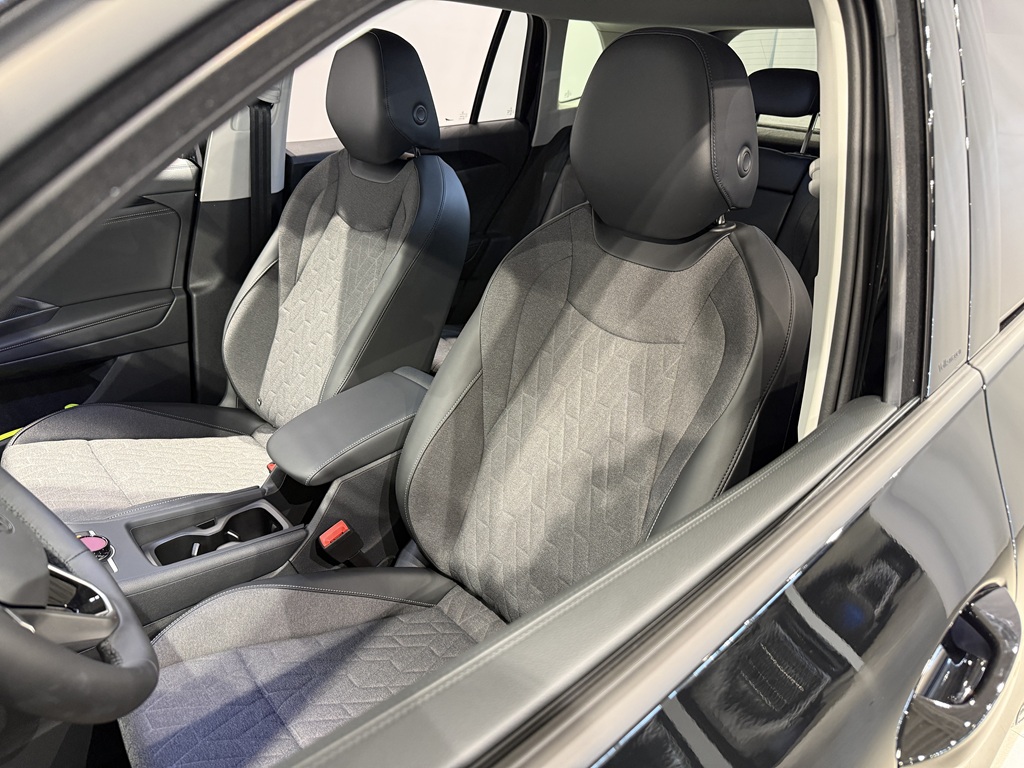 Volkswagen Tiguan JCD67Y