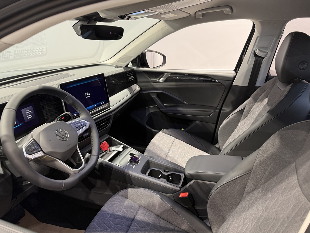 Volkswagen Tiguan JCD67Y