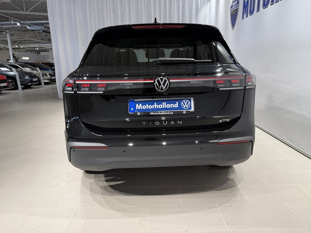 Volkswagen Tiguan JCD67Y