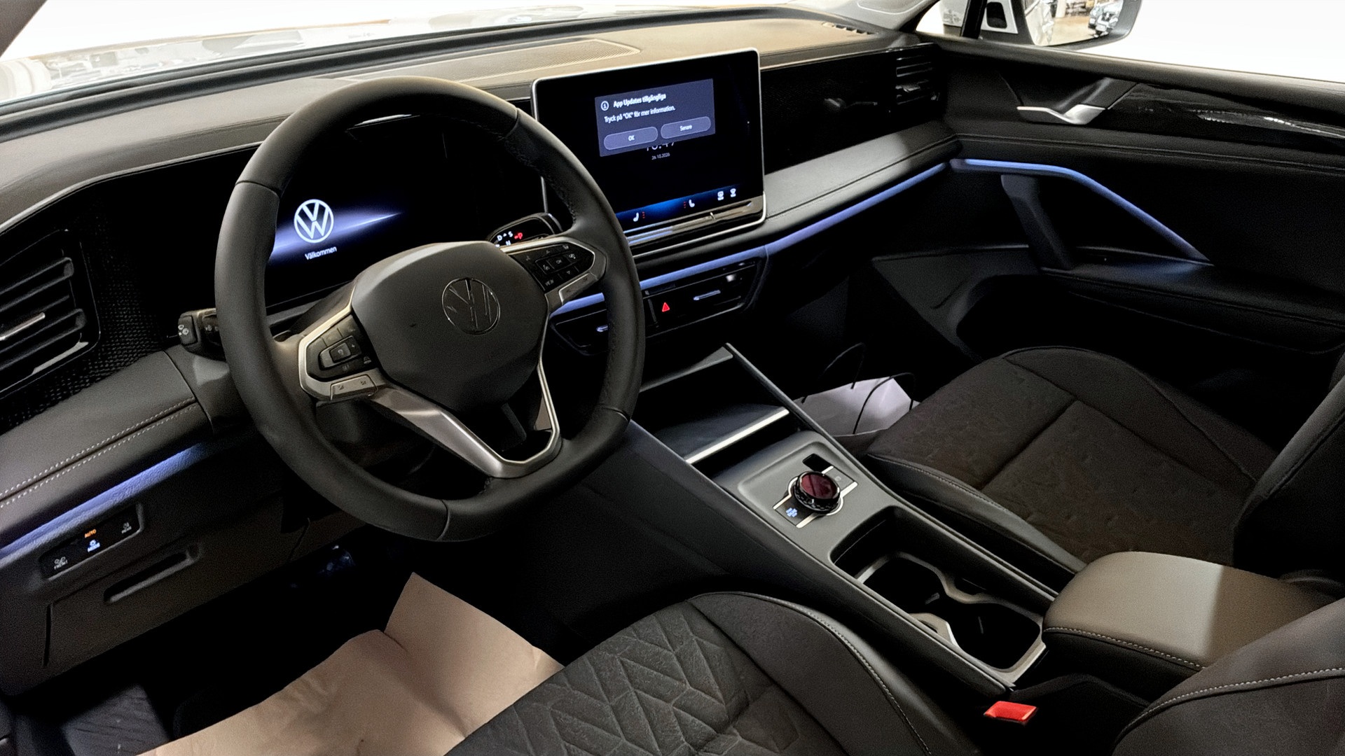 Volkswagen Tiguan JCD97N