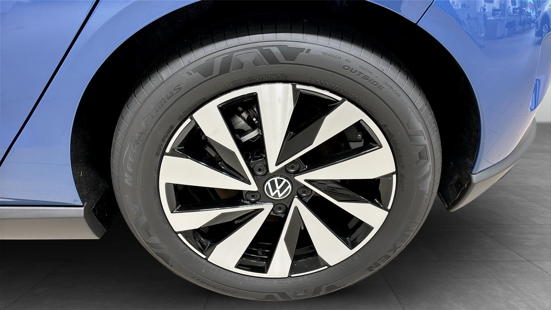 Volkswagen Polo JCD98A