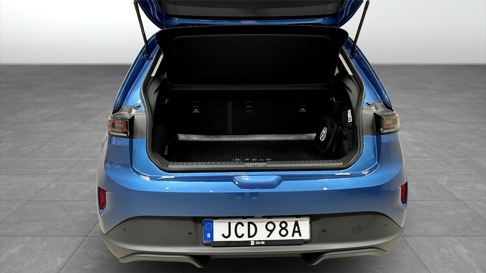Volkswagen Polo JCD98A