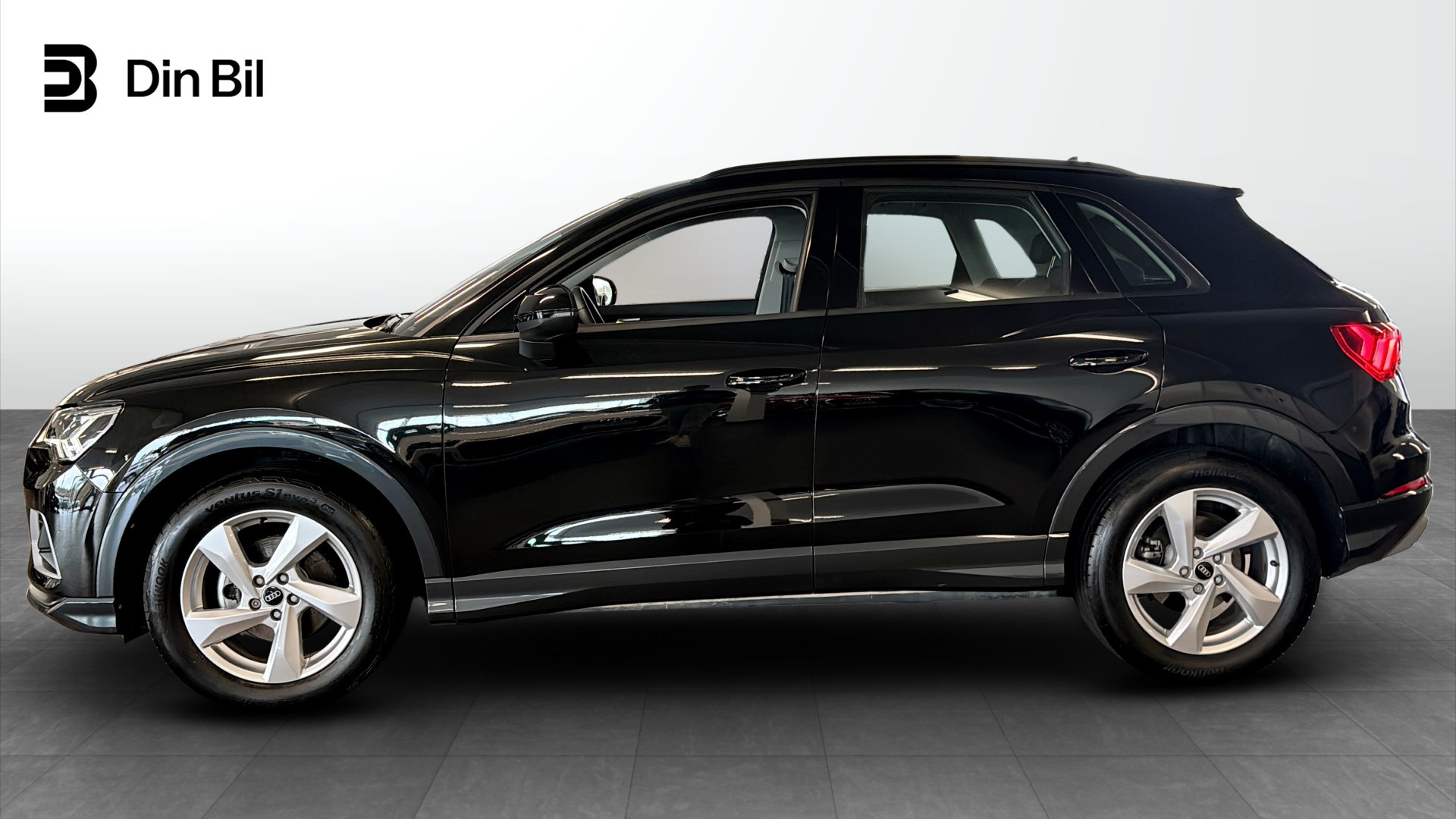 Audi Q3 JCJ16H