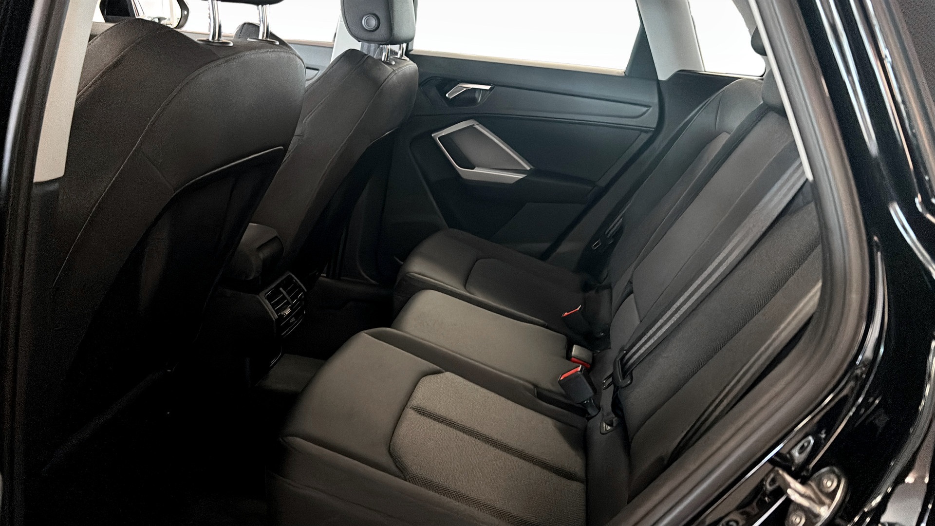 Audi Q3 JCJ16H