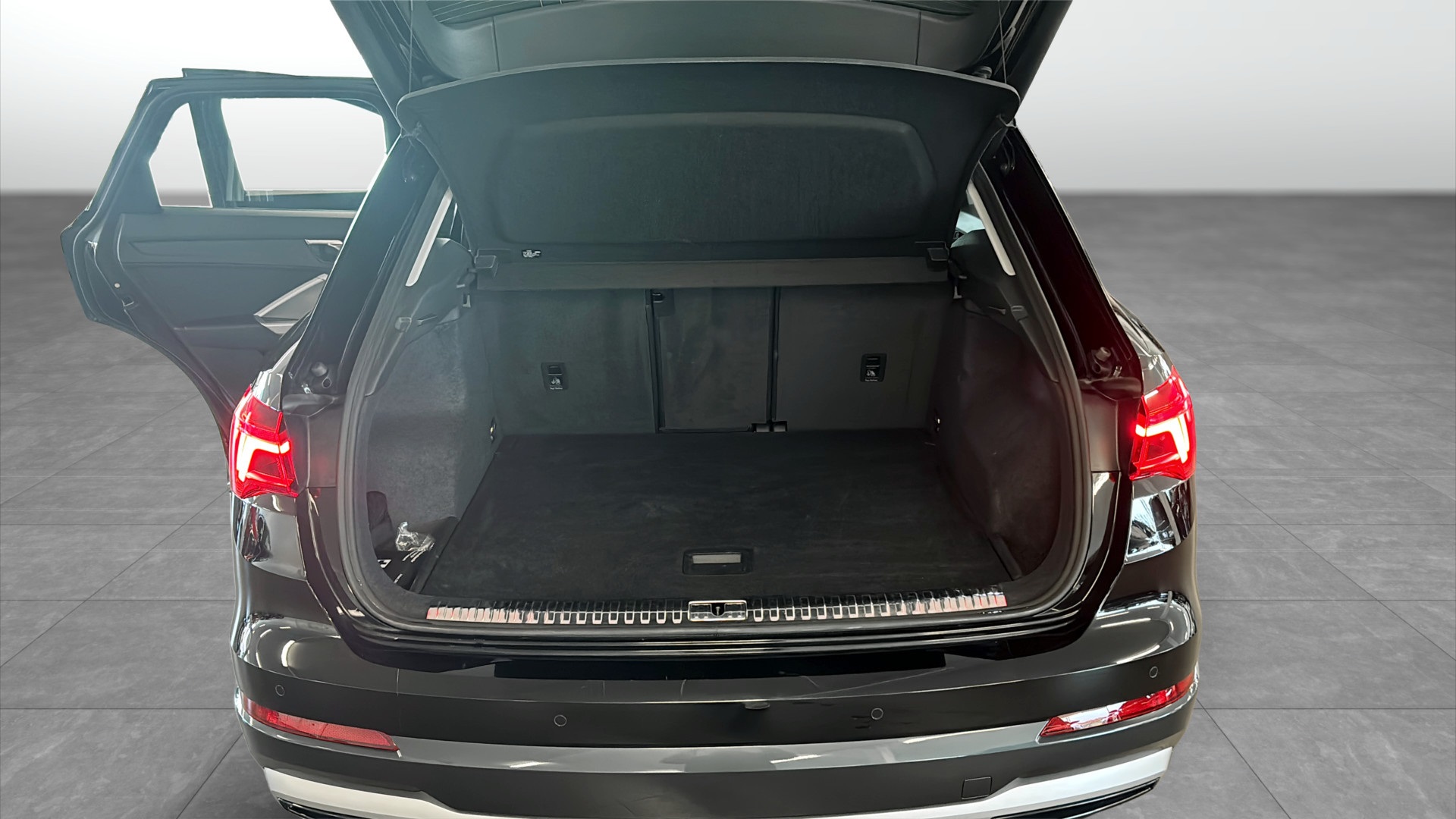 Audi Q3 JCJ16H