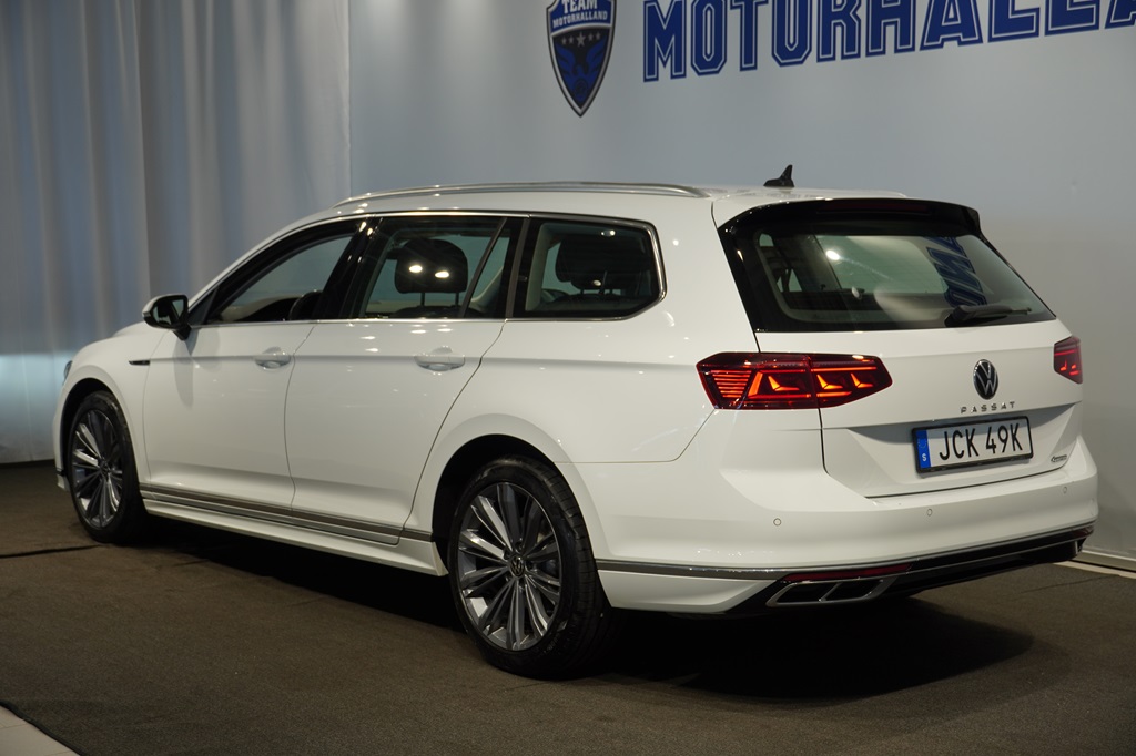 Volkswagen Passat JCK49K