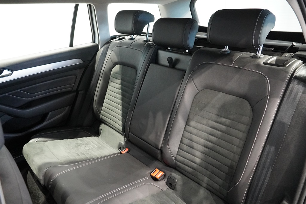 Volkswagen Passat JCK49K