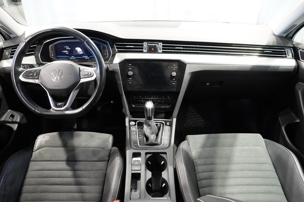 Volkswagen Passat JCK49K