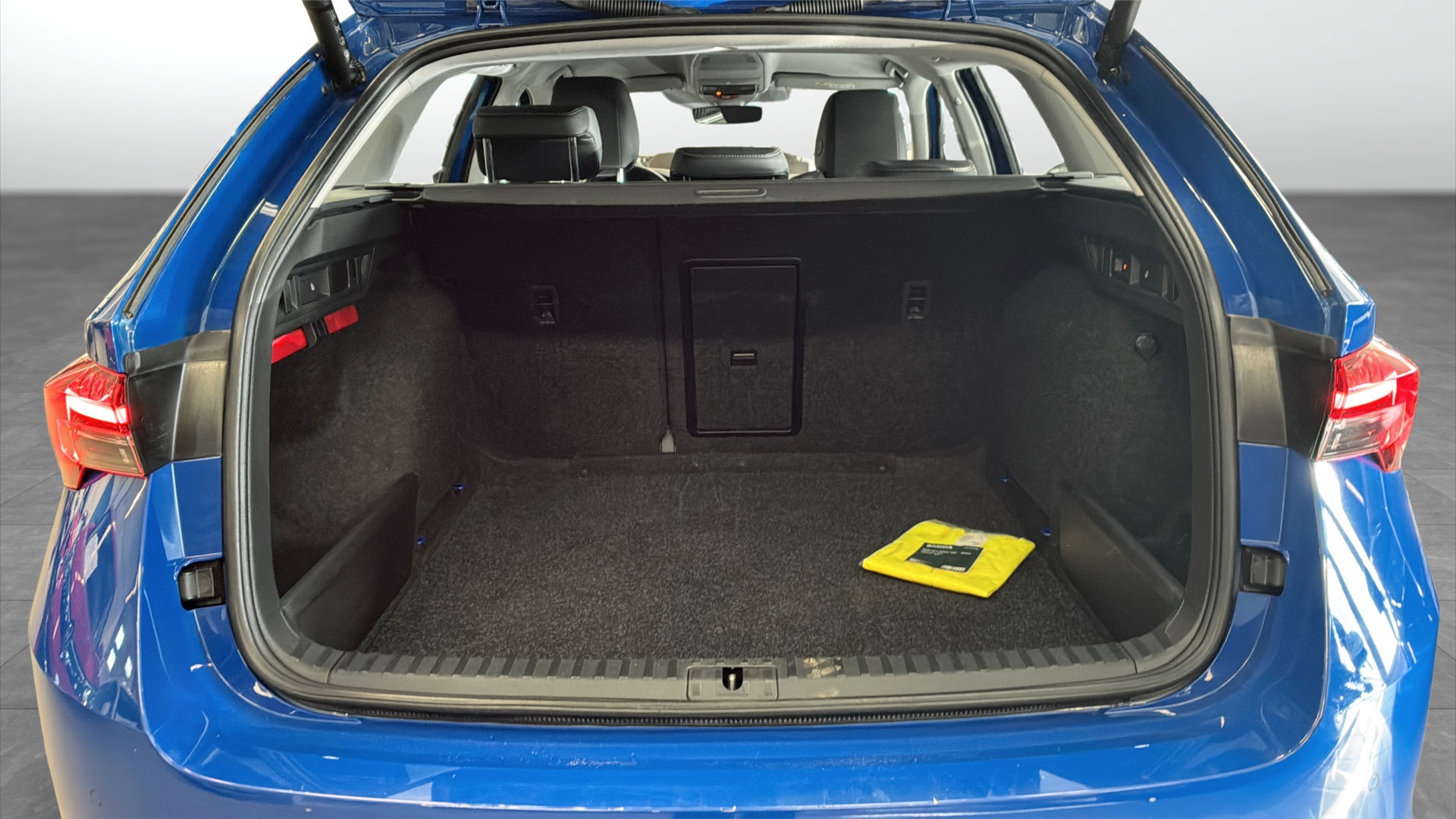 Skoda Octavia Combi JCL16U