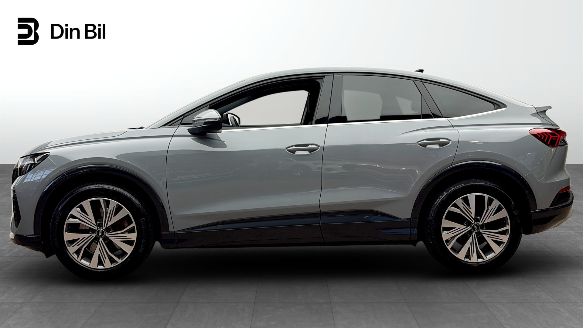 Audi Q4 Sportback e-tron JCS99J