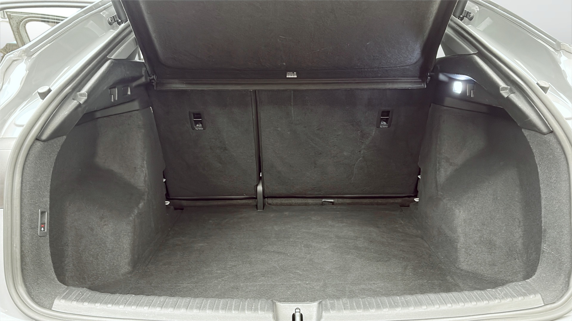 Audi Q4 Sportback e-tron JCS99J
