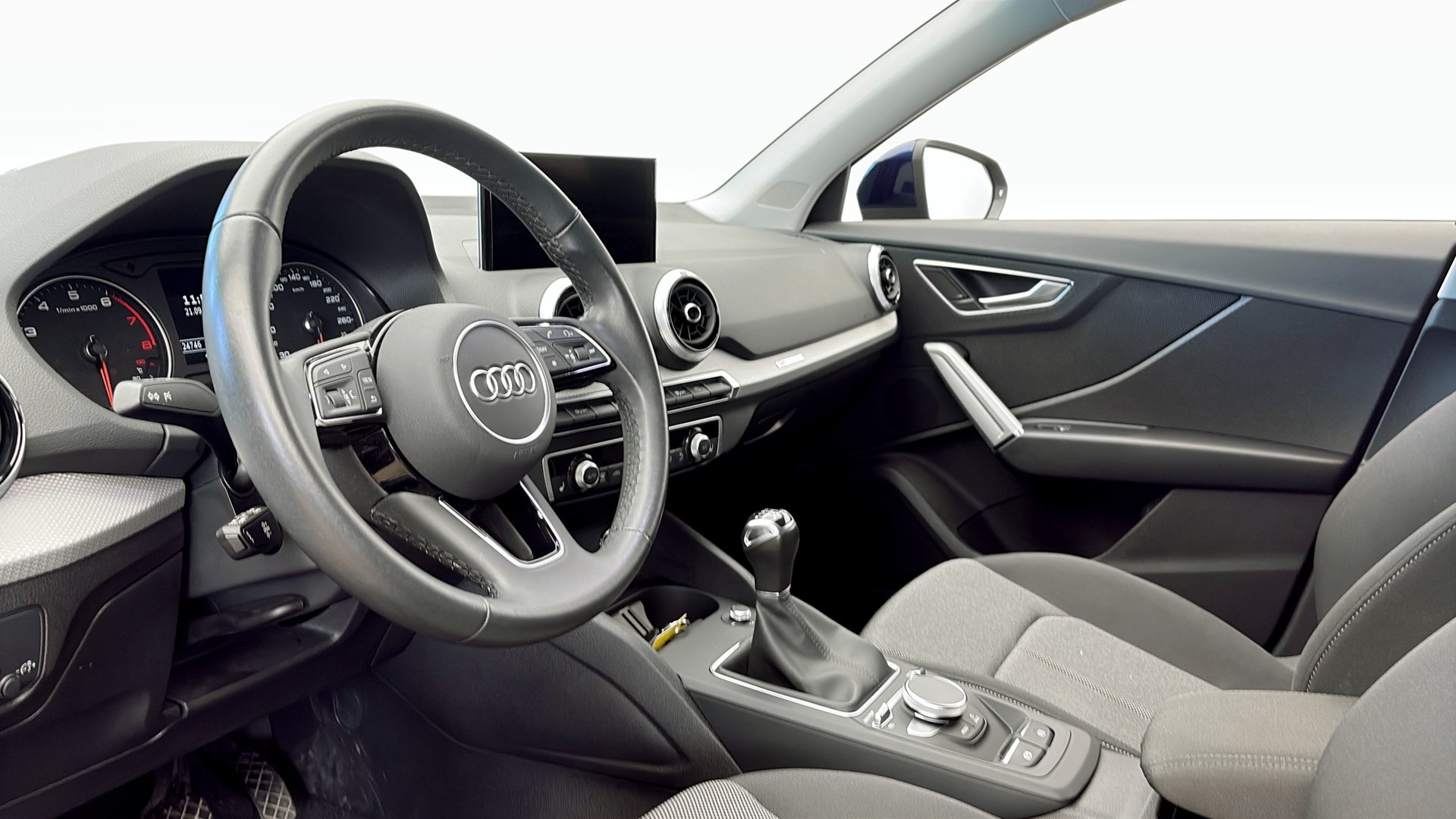 Audi Q2 JDB15L
