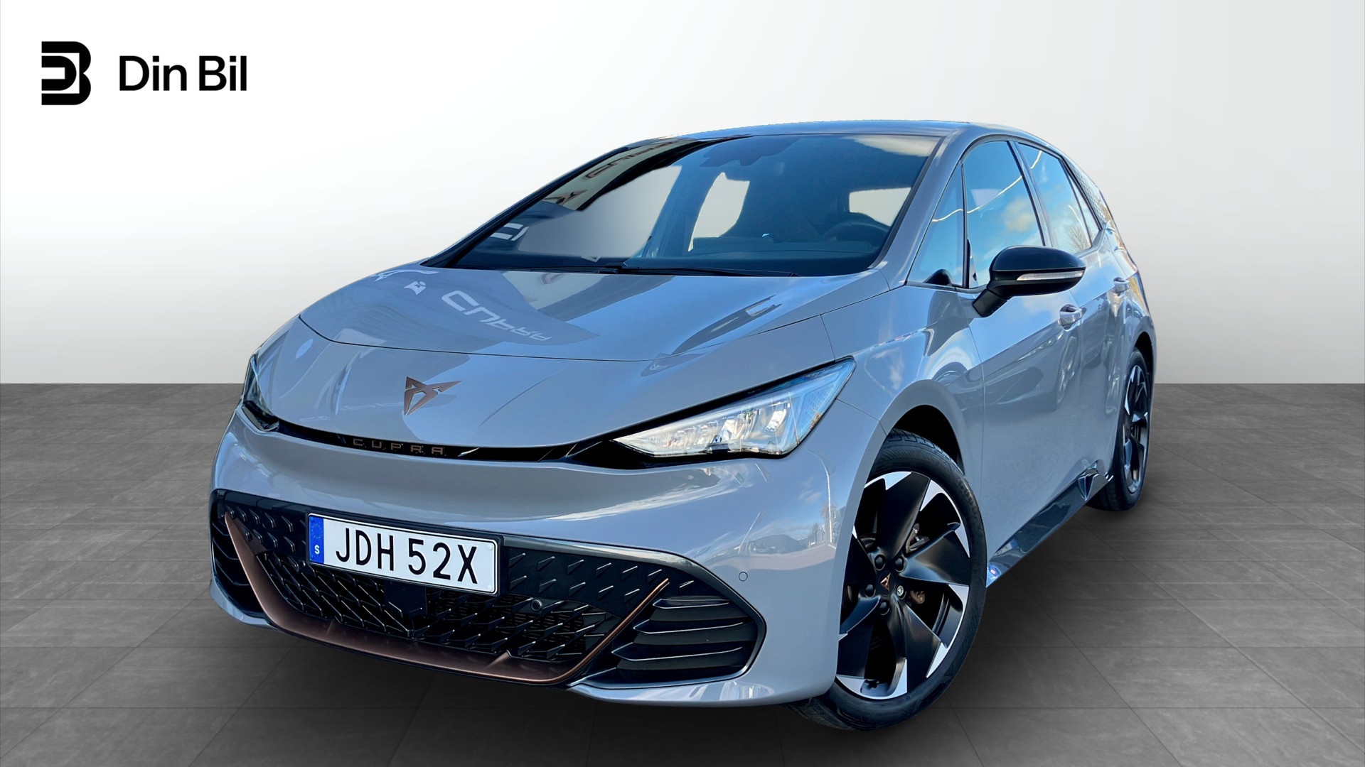 CUPRA Born JDH52X