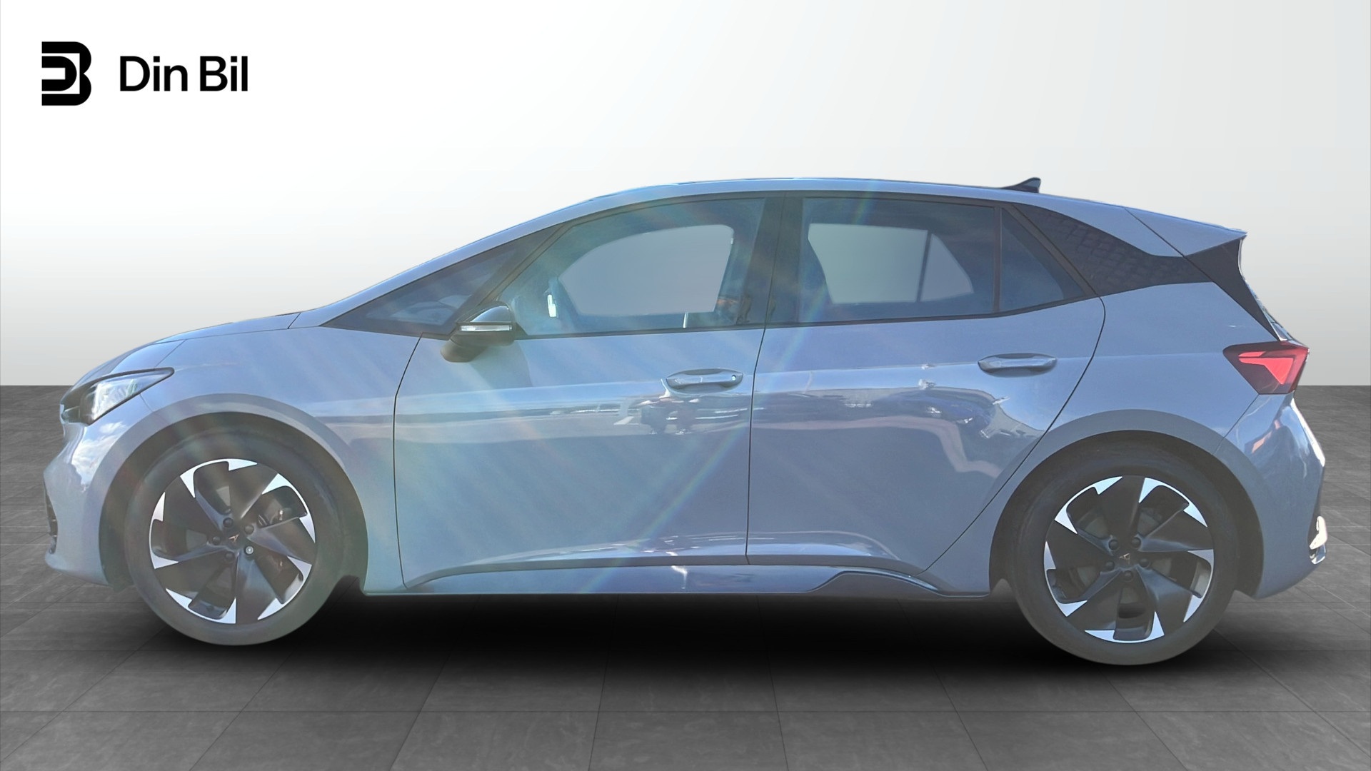 CUPRA Born JDH52X