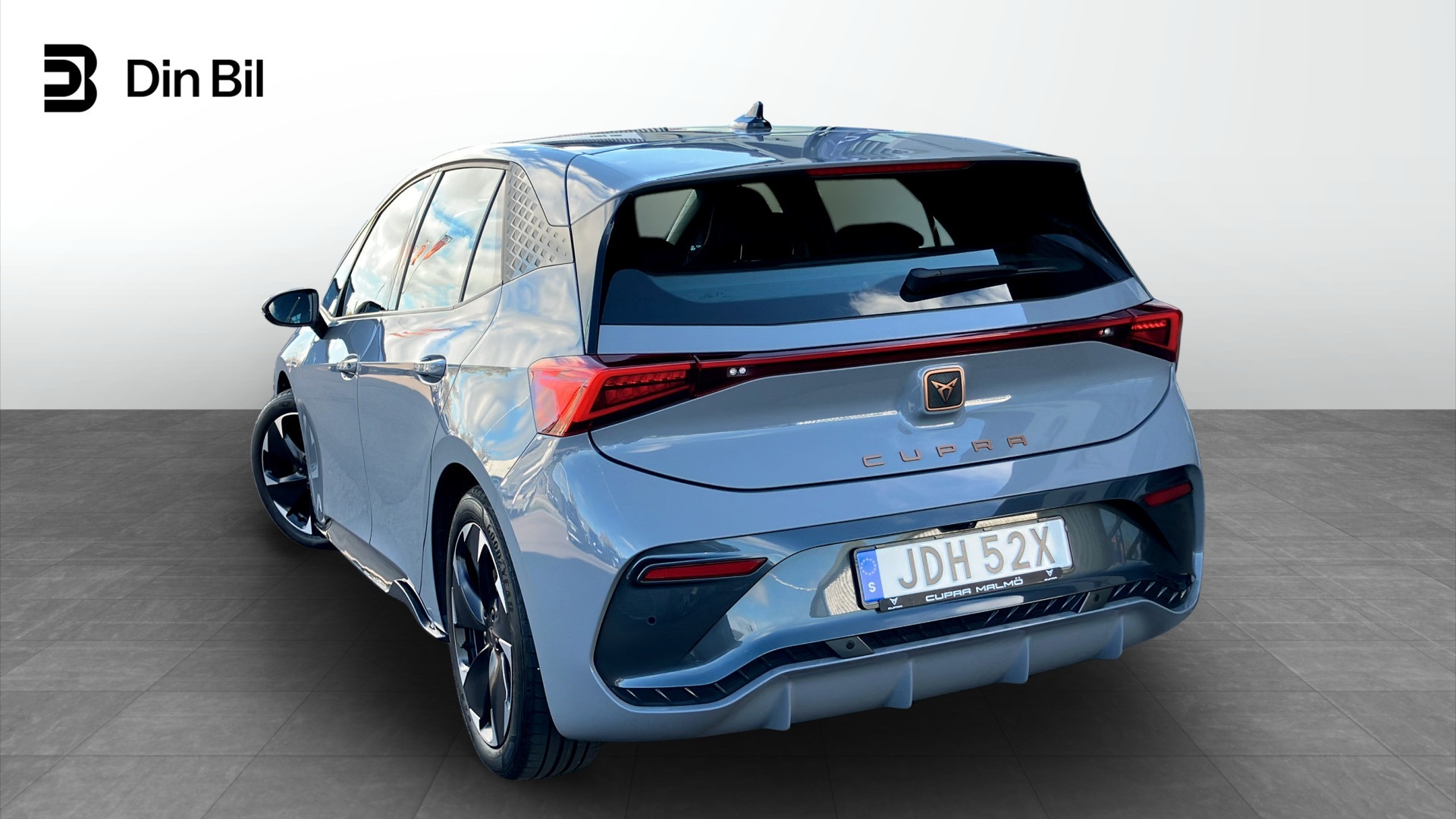 CUPRA Born JDH52X