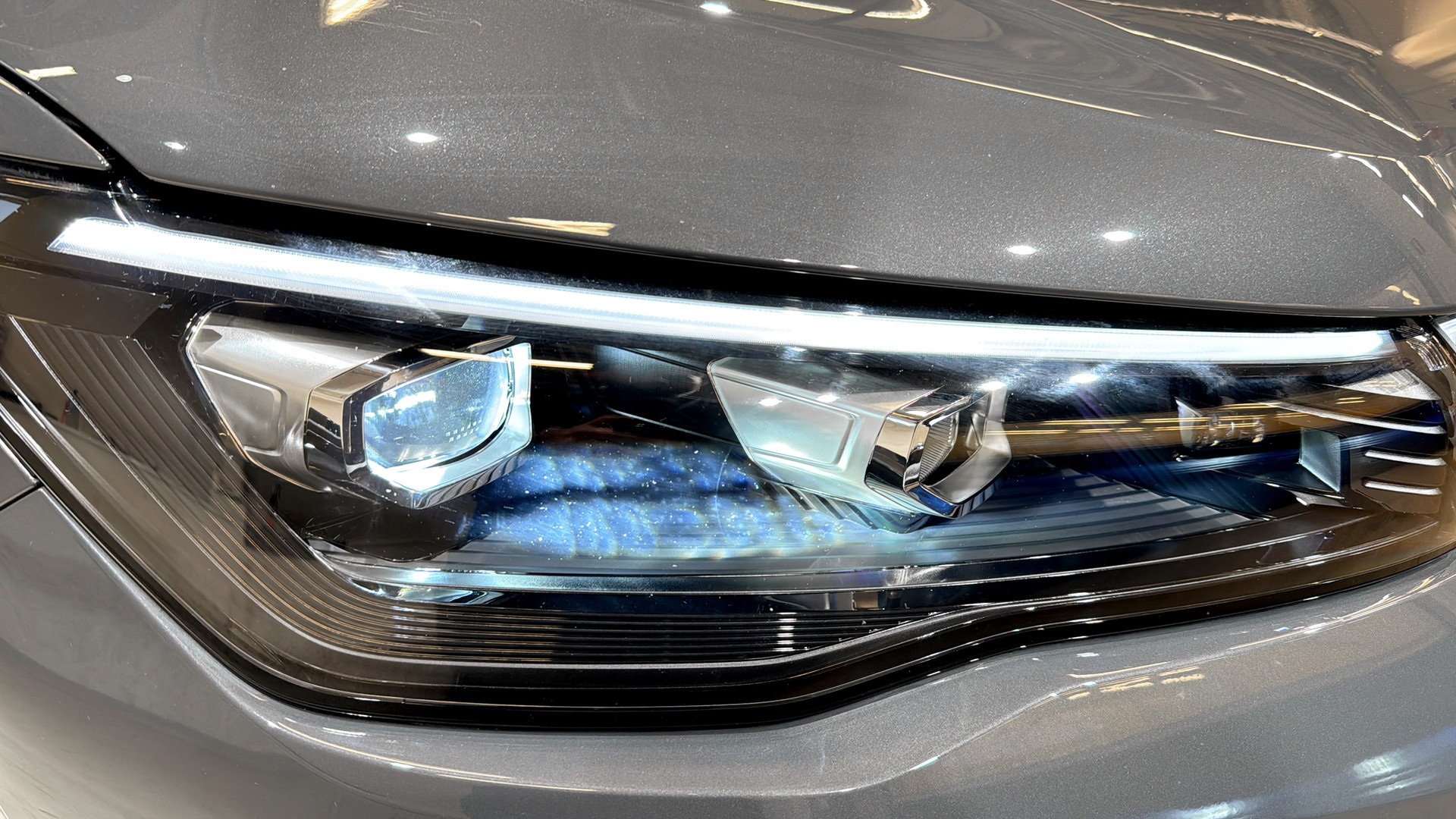 Volkswagen Tiguan JDJ08R