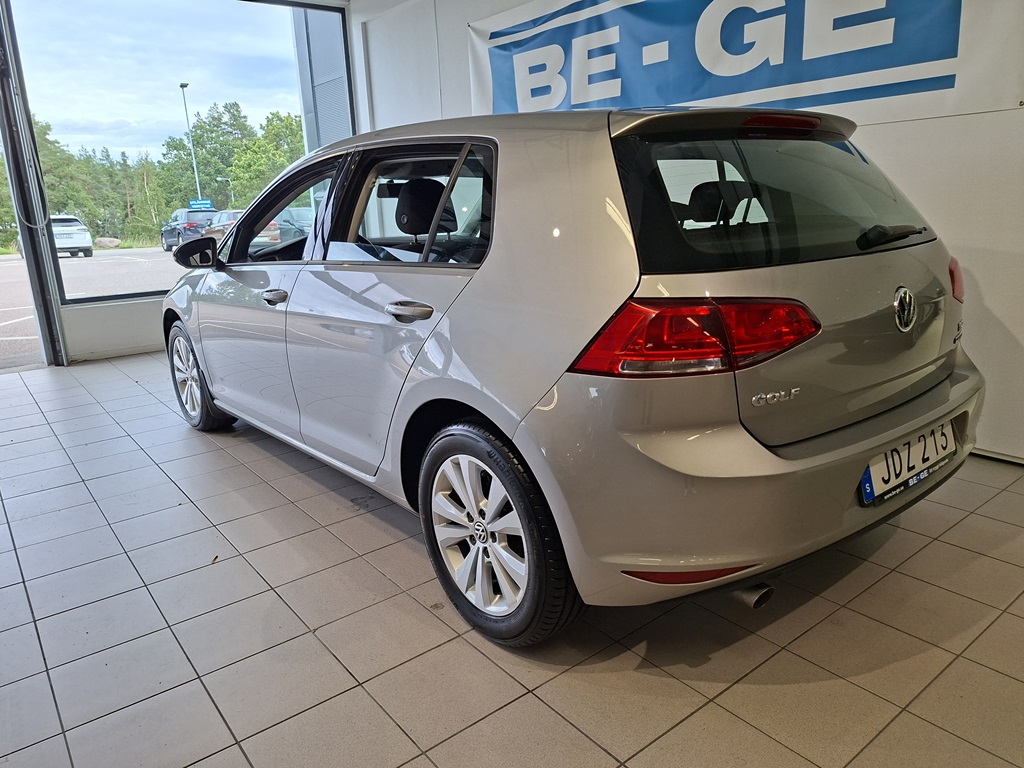 Volkswagen Golf JDZ213