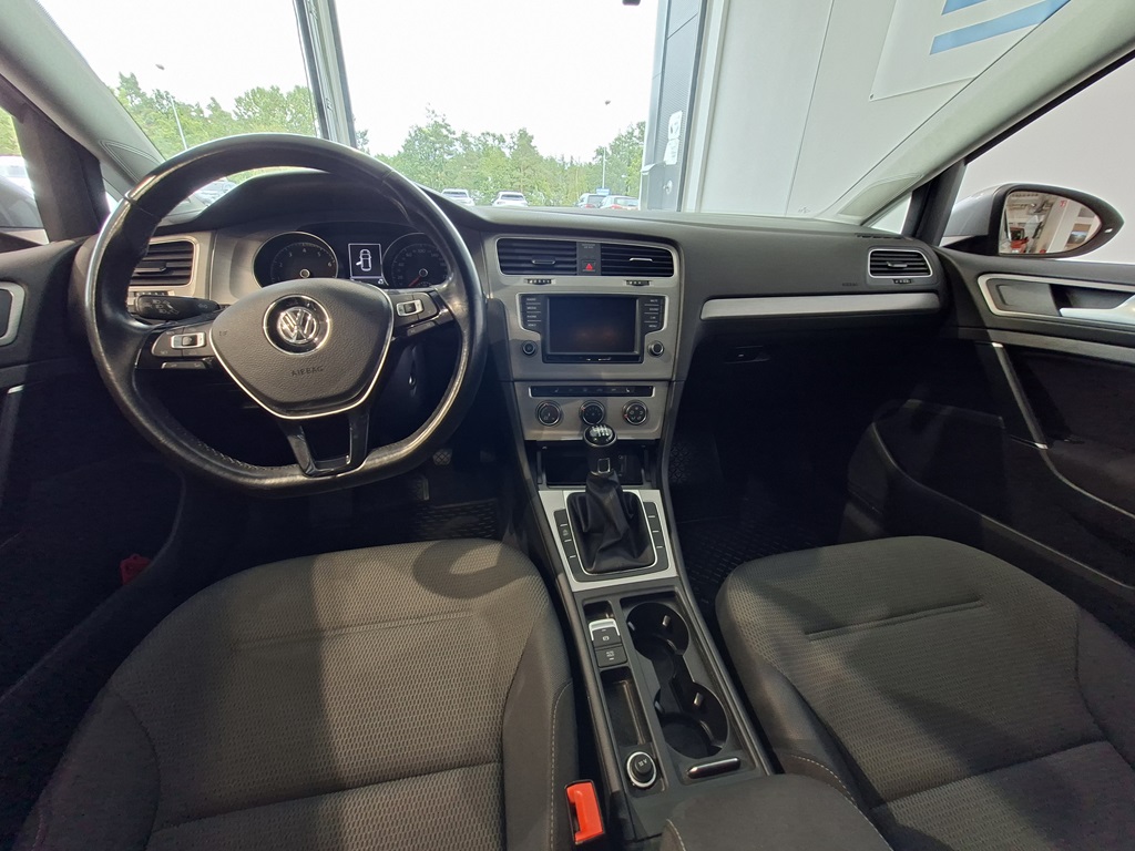 Volkswagen Golf JDZ213