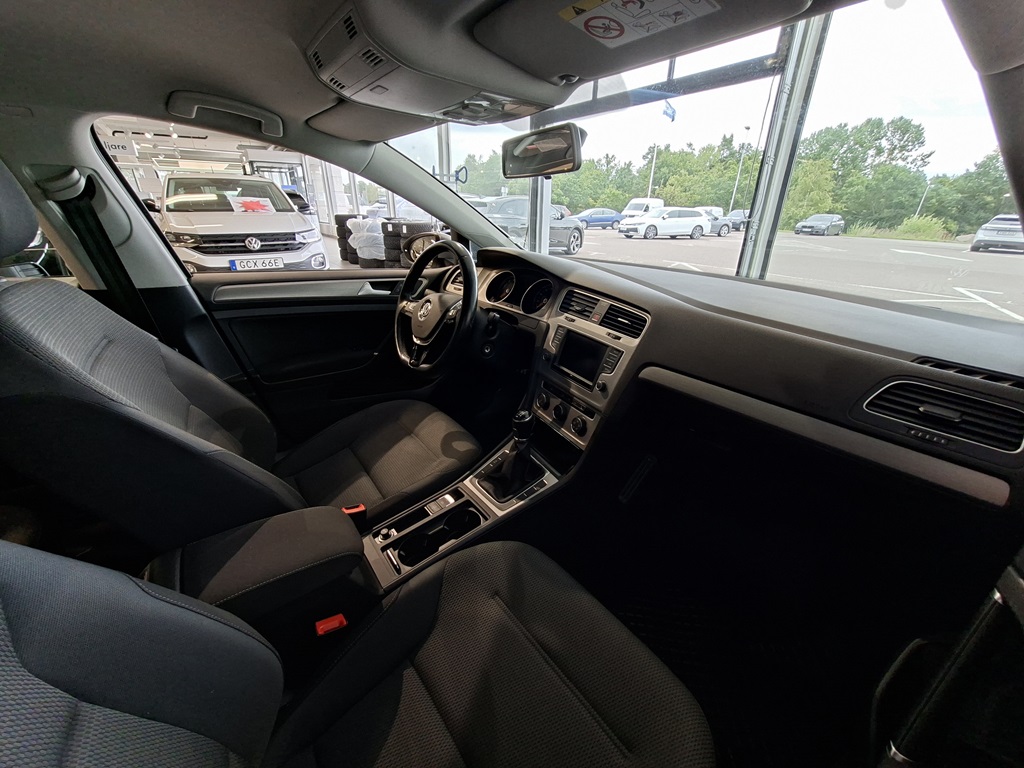 Volkswagen Golf JDZ213