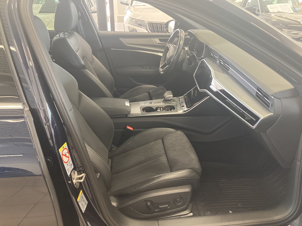 Audi A6 allroad quattro JEM52C
