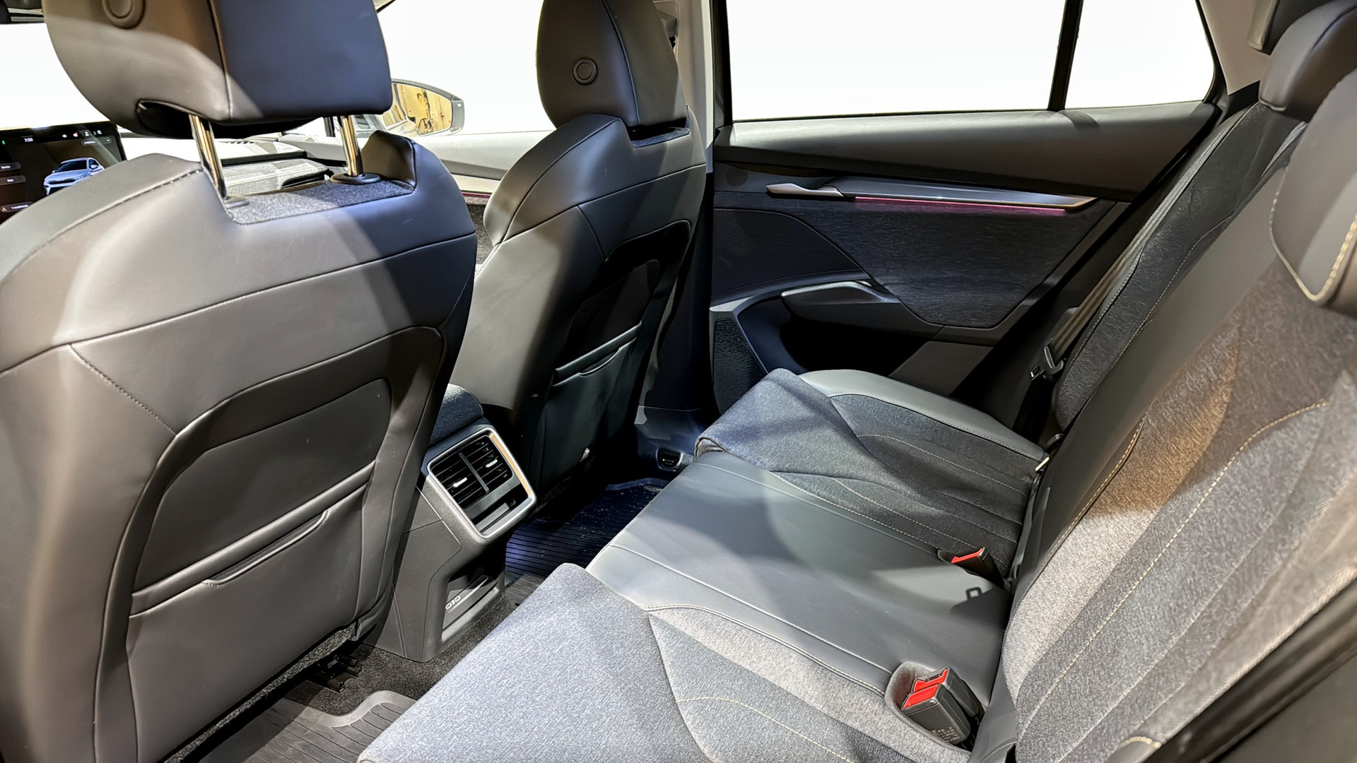 Skoda Elroq JEM53E