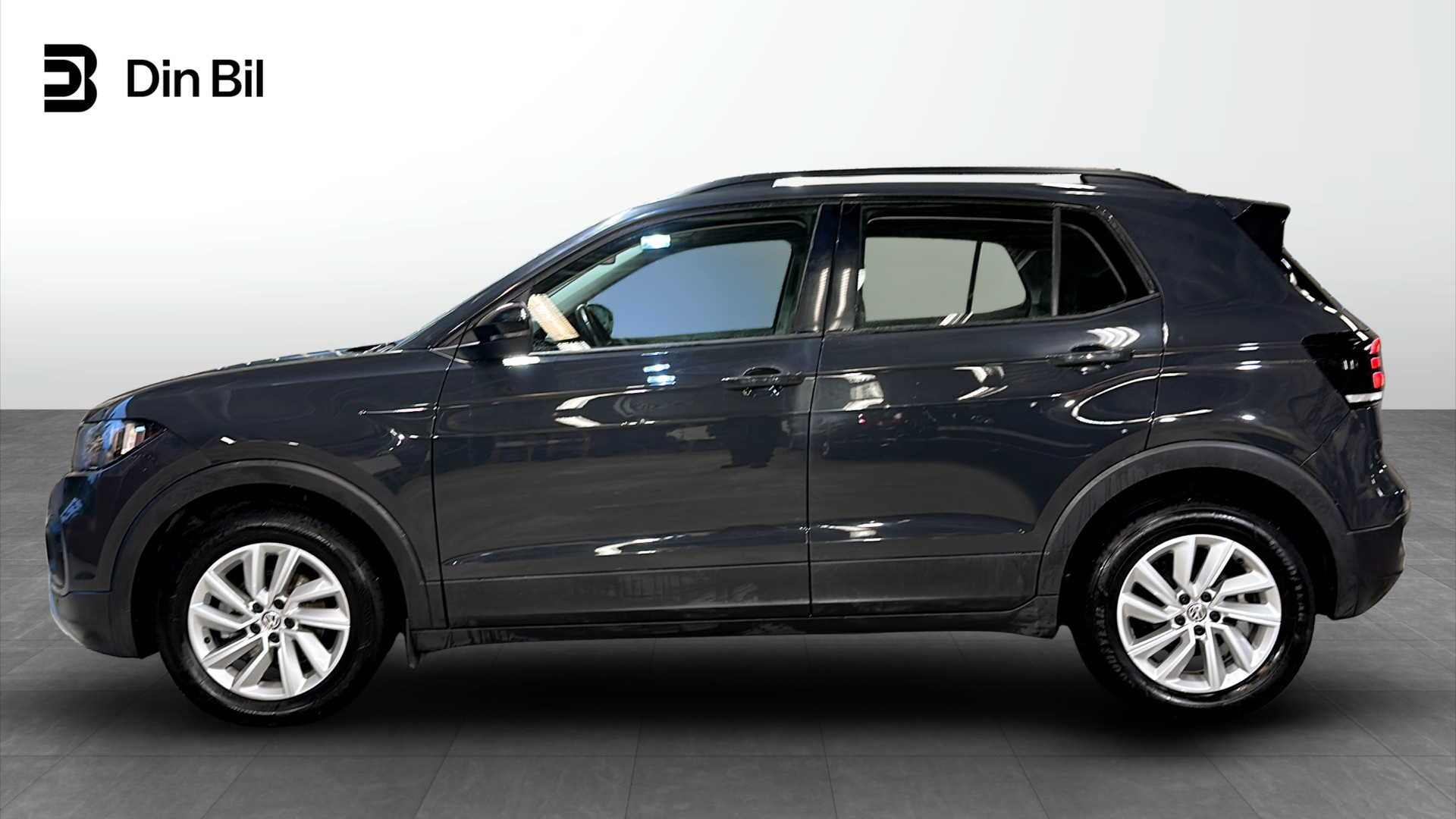 Volkswagen T-Cross JFE18J