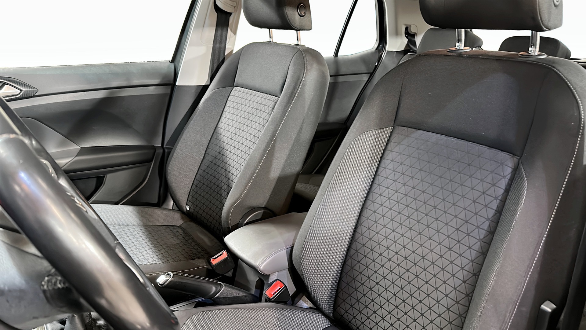 Volkswagen T-Cross JFE18J