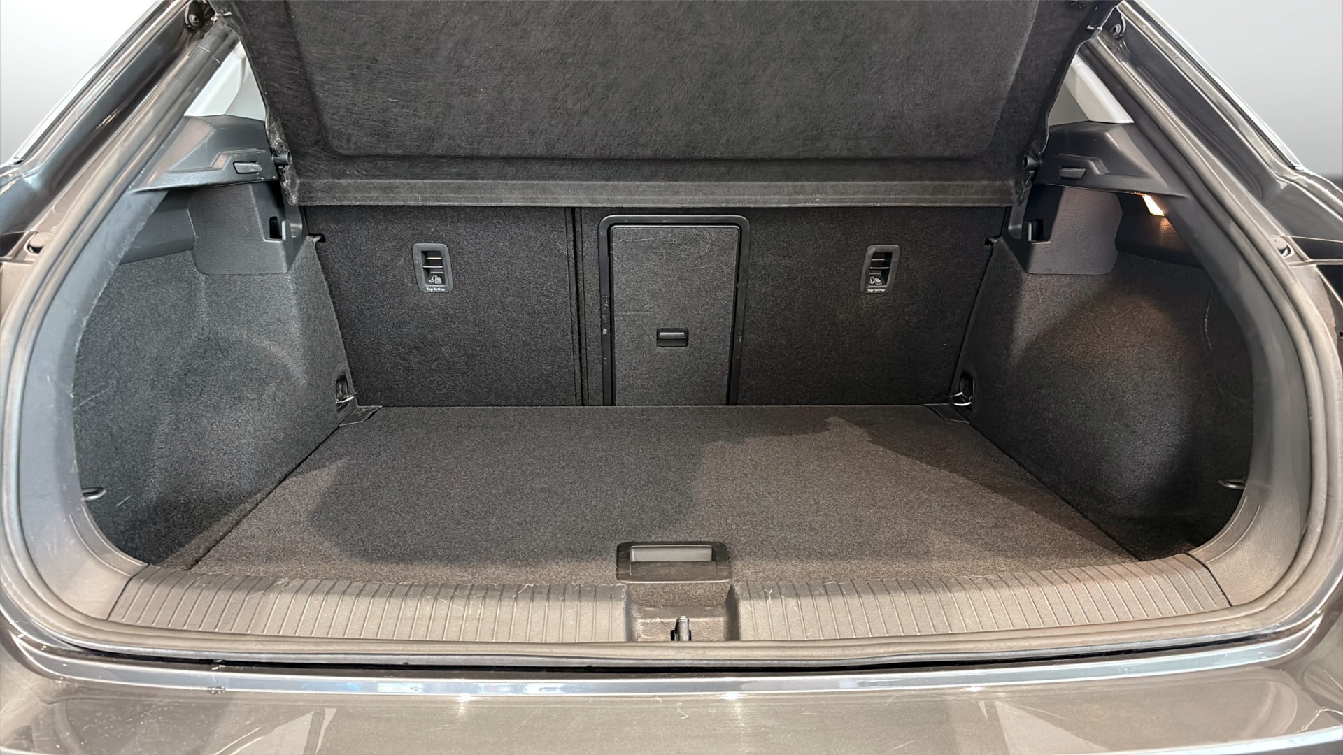 Volkswagen T-Roc JGA52Z