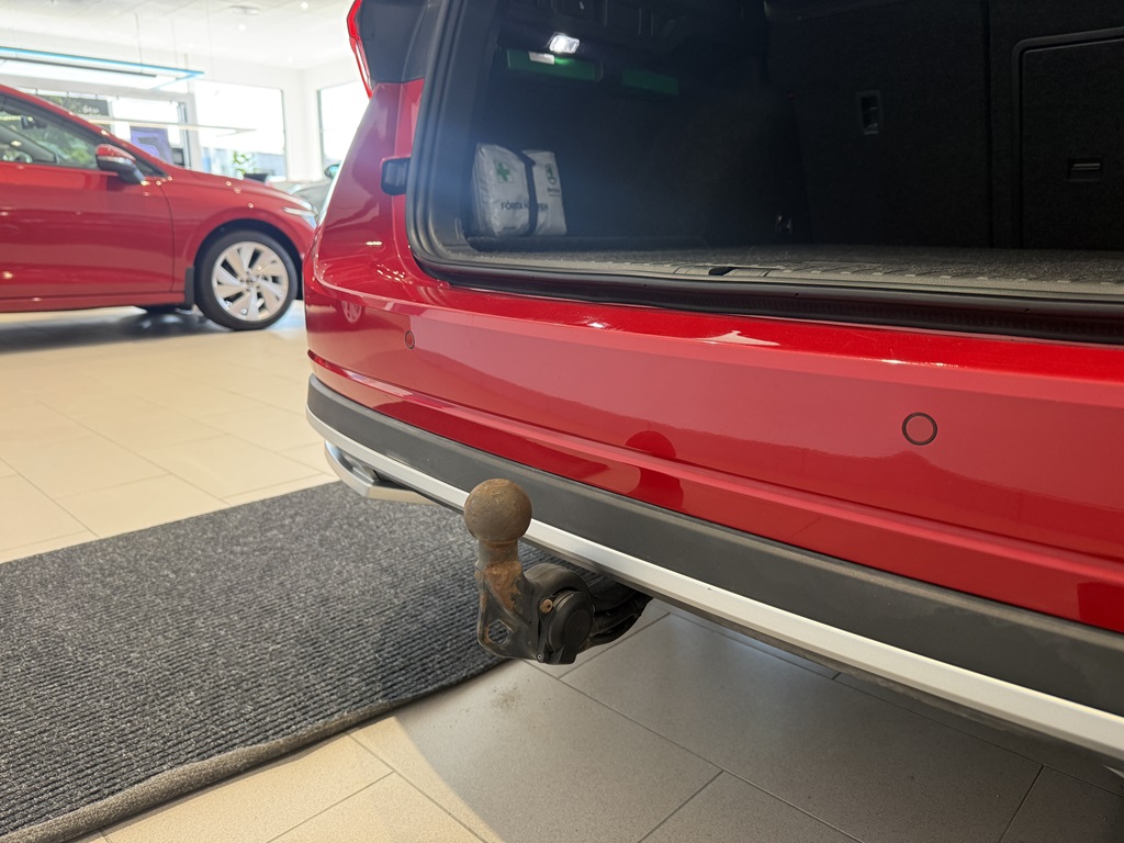 Skoda Octavia JHB08S