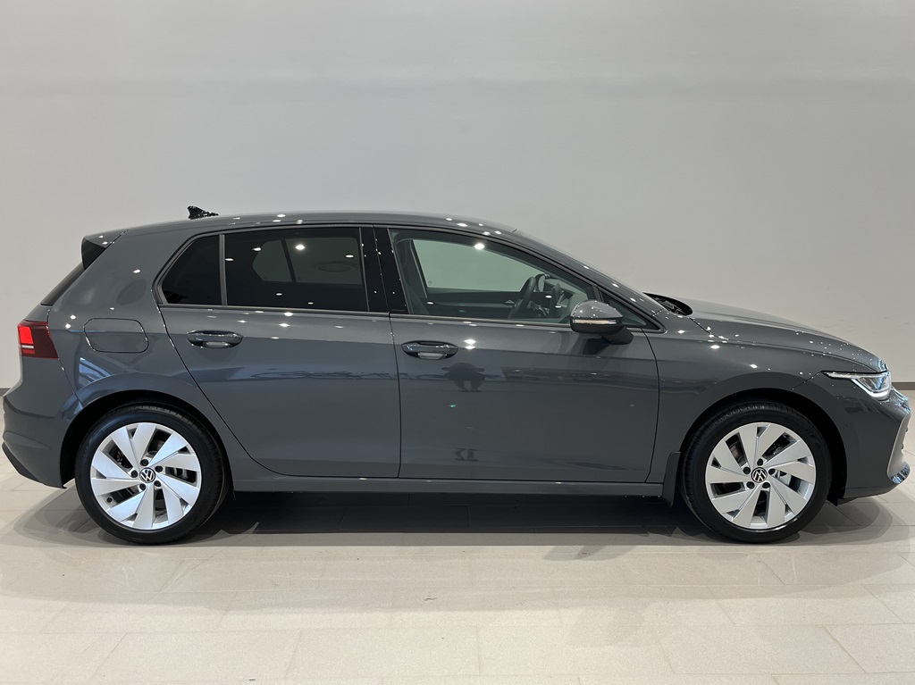 Volkswagen Golf JHJ11L