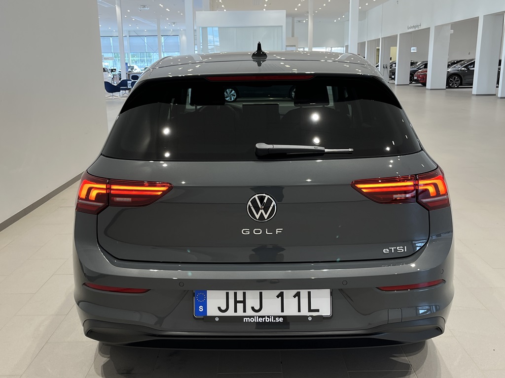 Volkswagen Golf JHJ11L