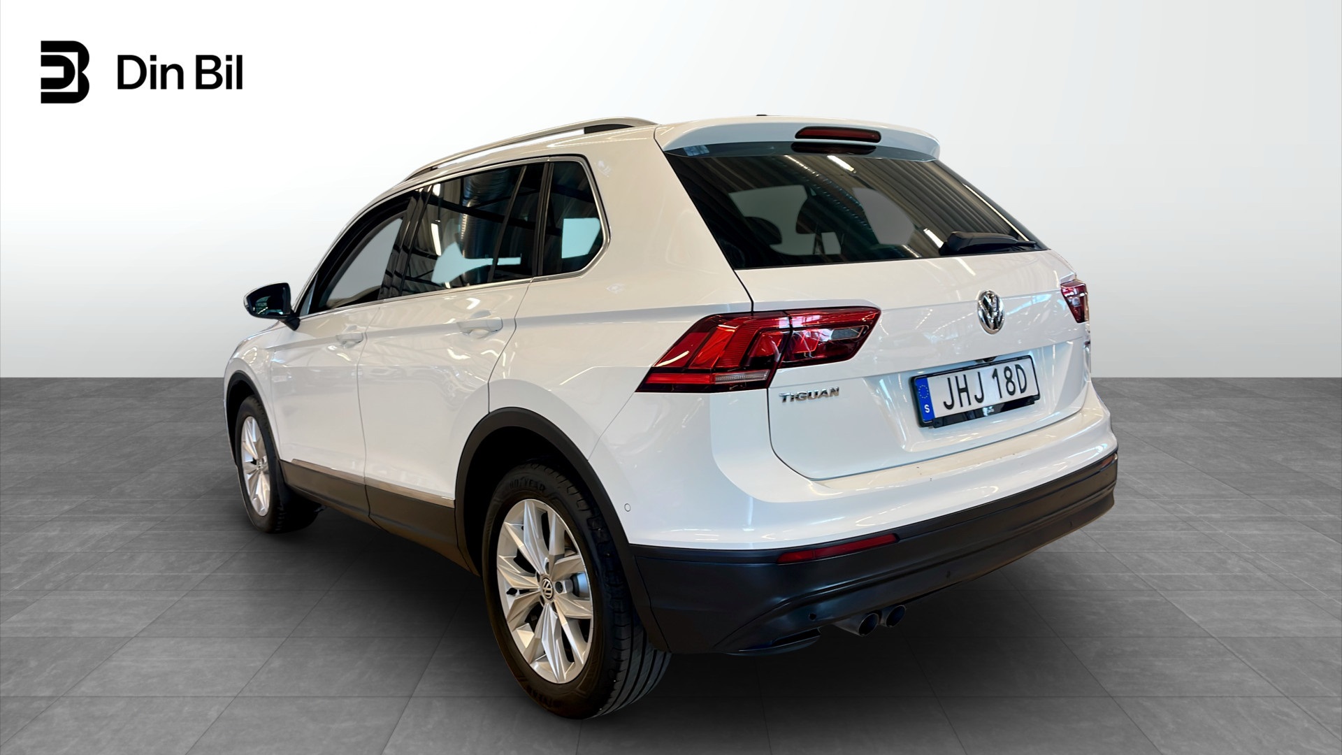 Volkswagen Tiguan JHJ18D